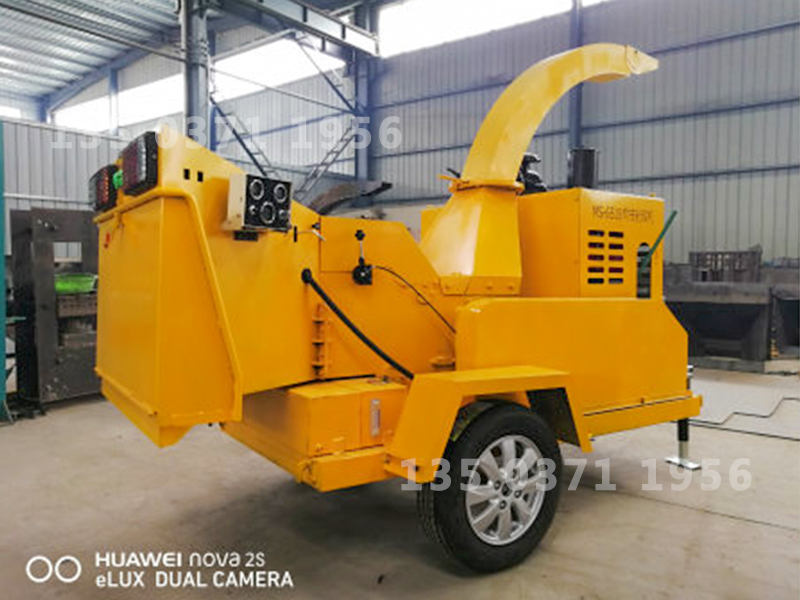 立動樹枝粉碎機