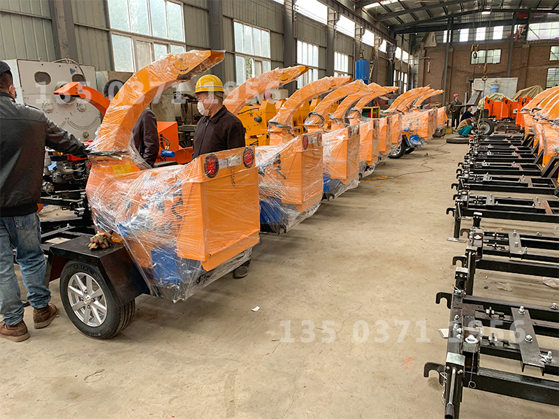 液壓式樹枝粉碎機