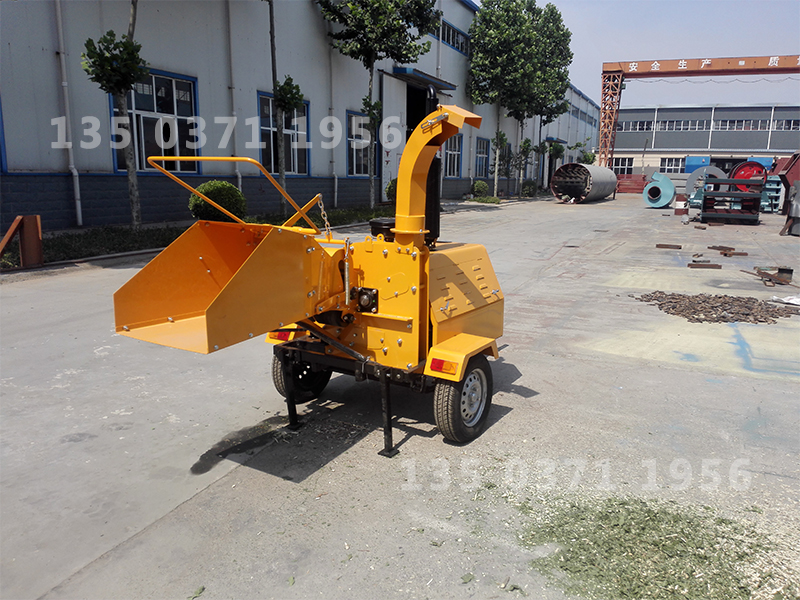 洛陽市小型柴油樹枝粉碎機(jī)
