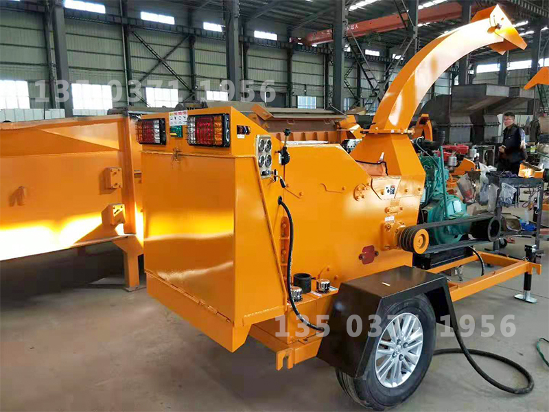 小型樹(shù)枝粉碎機(jī)設(shè)備