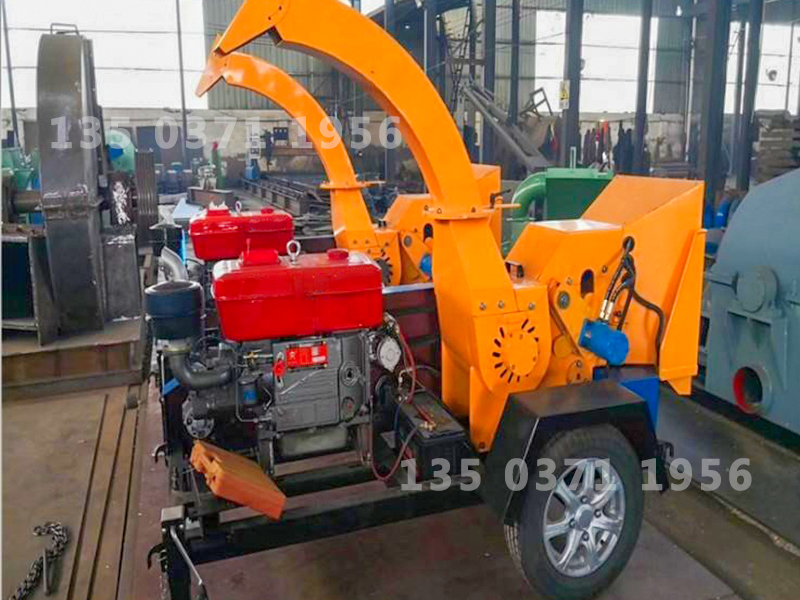 葡萄樹枝粉碎機